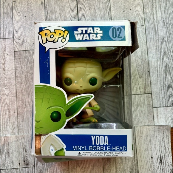 Funko Pop! Star Wars Yoda Bobble-Head 02 - Picture 3 of 7